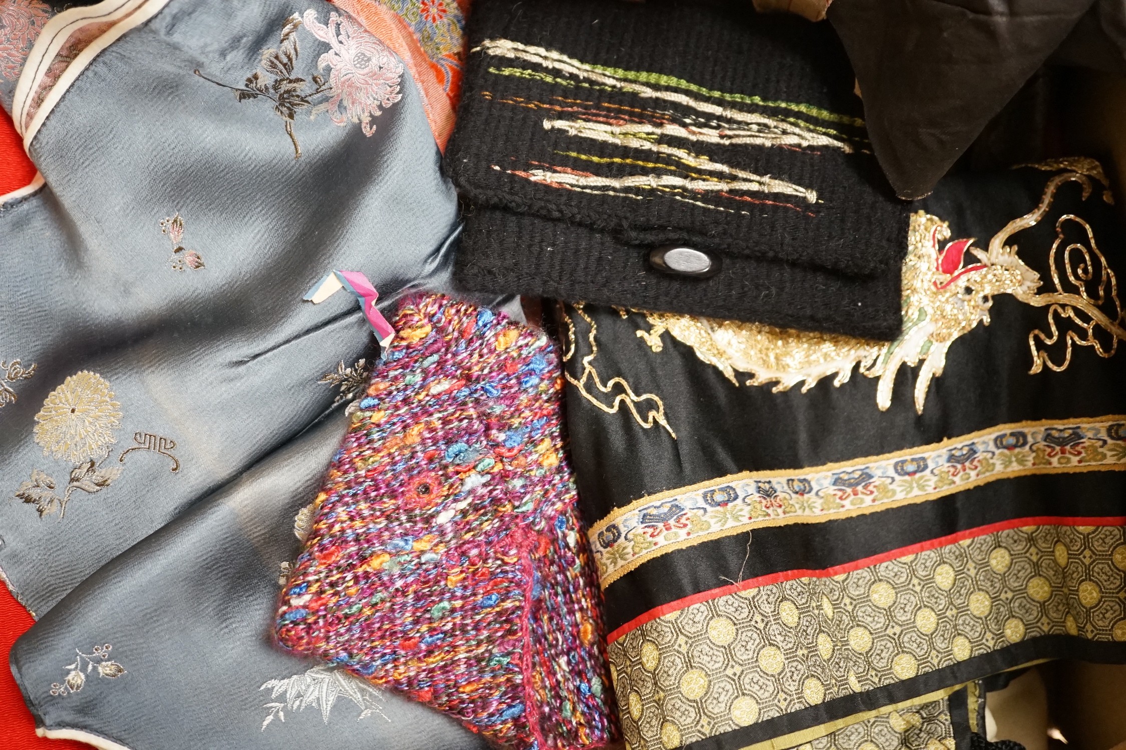 Various mixed Japanese textiles, boxes etc(2boxes)